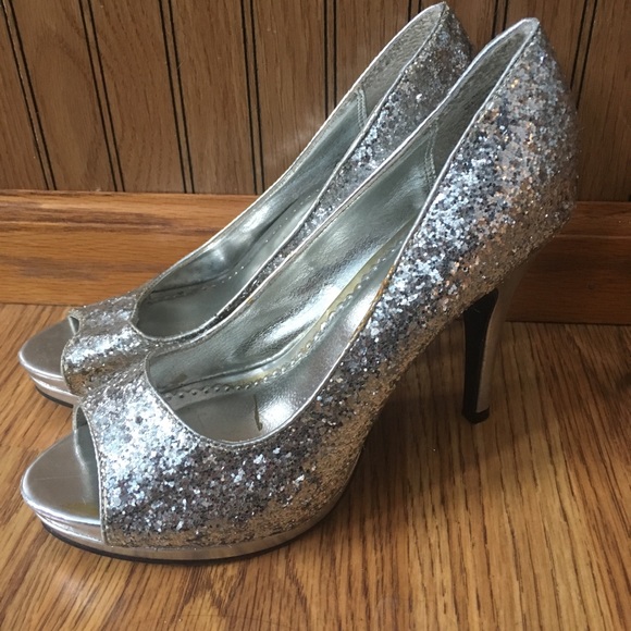 Rampage Shoes - 5/$15 Rampage Crazy Silver GLITTER Heels 7.5